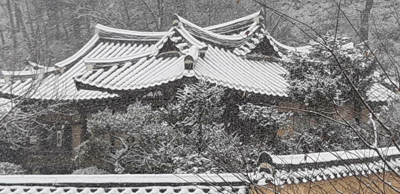 Manhoe Gotaek Bonghwa Exterior photo